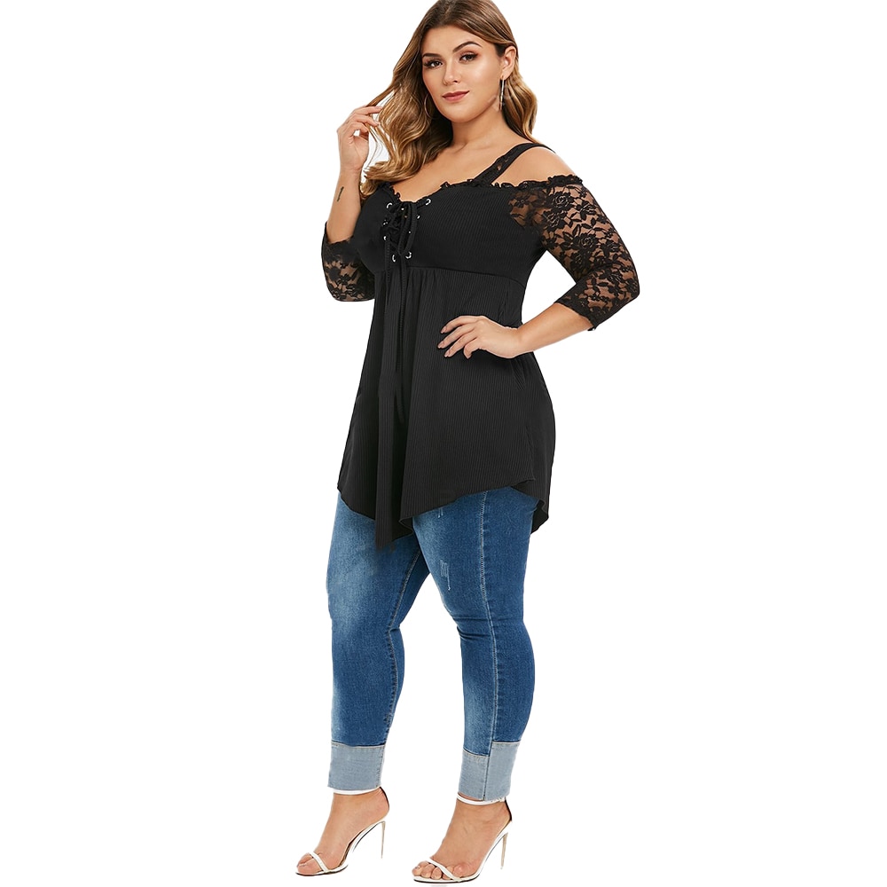 Women's Plus Size Laced Top